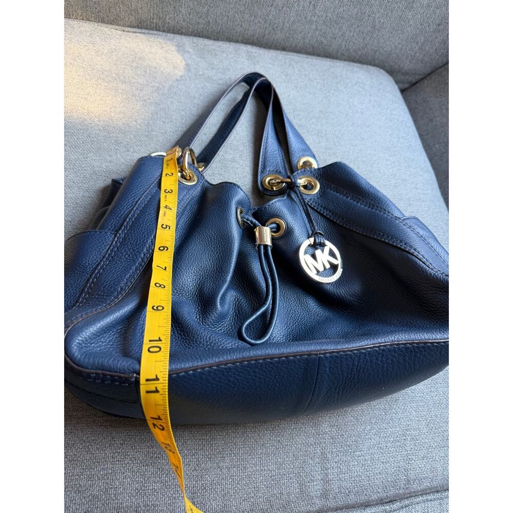 Michael Kors Leather Ludlow Drawstring Hobo Shoulder Bag Blue - Picture 13 of 13
